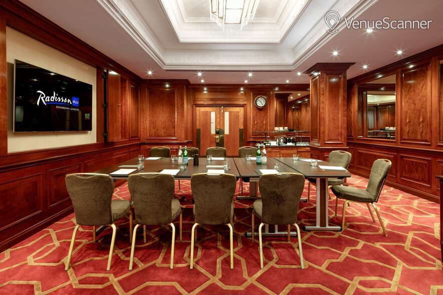 Private Room 33, Radisson Blu Edwardian Heathrow photo #2