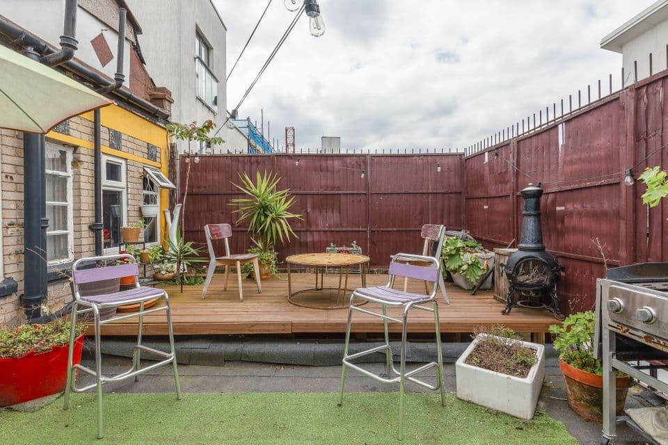 4th Floor (two Adjoining Studios With Roof Top Terrace), 4th Floor Studios photo #20