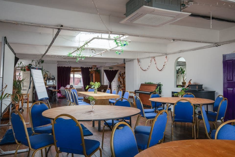 4th Floor (two Adjoining Studios With Roof Top Terrace), 4th Floor Studios photo #8
