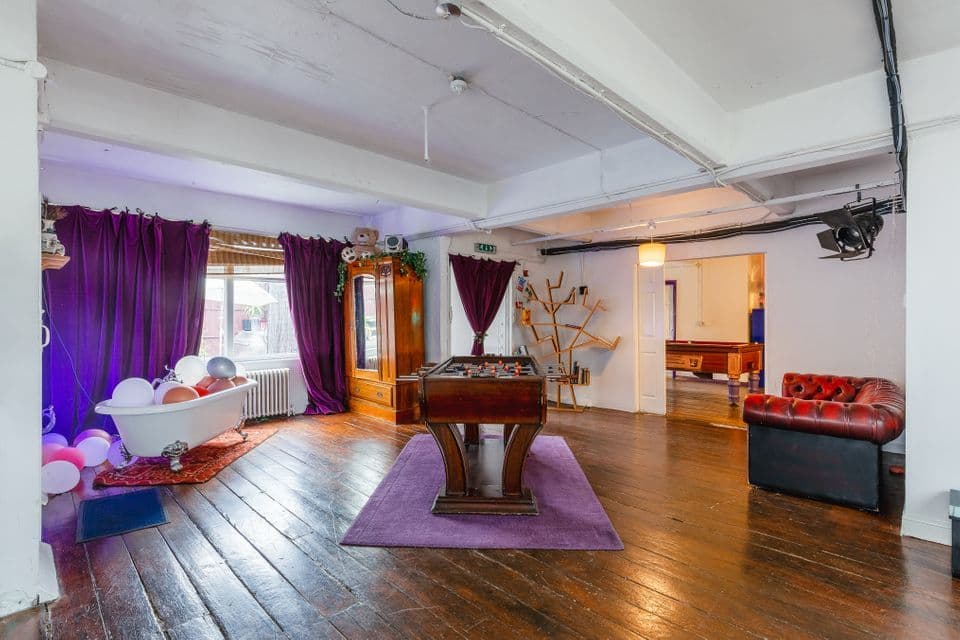4th Floor (two Adjoining Studios With Roof Top Terrace), 4th Floor Studios photo #14