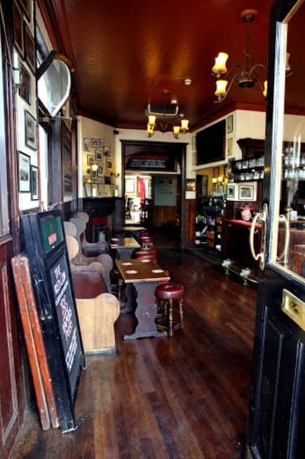 Exclusive Hire, The Red Lion photo #1