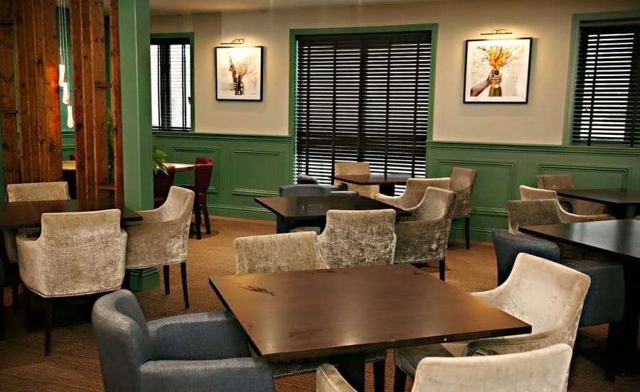 Photo of Skylark Country Club, Room 19