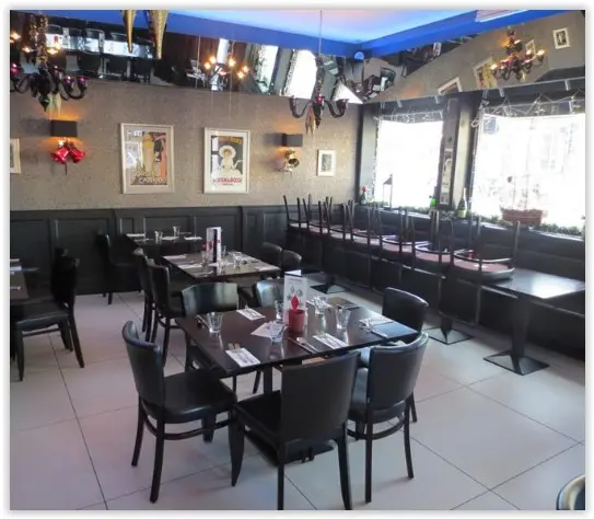 Vittoria On The Walk photo #2