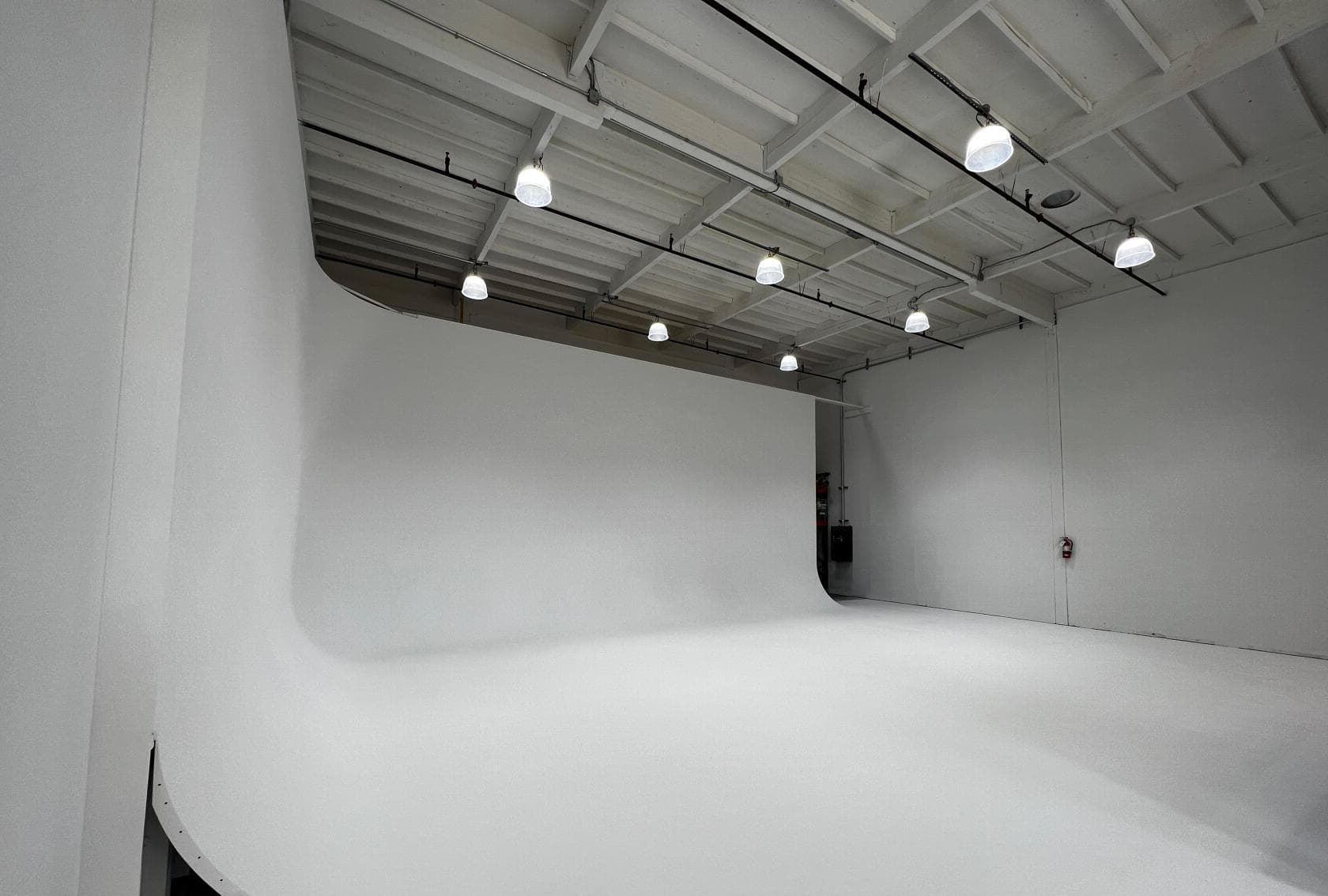 Entire Venue, StoodilyDoodleyO photo #1