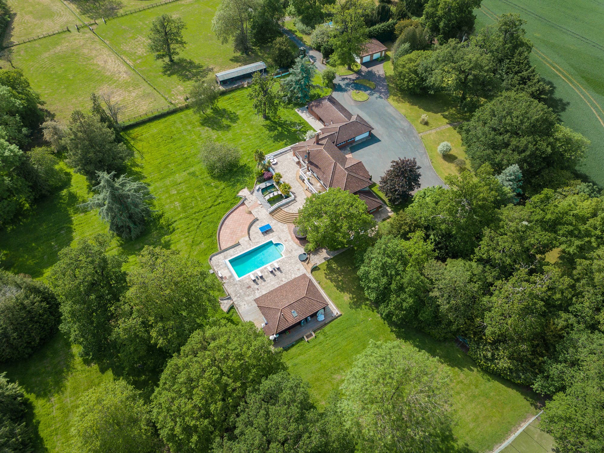 The Villa Mansion Shoots, The Villa Mansion photo #84
