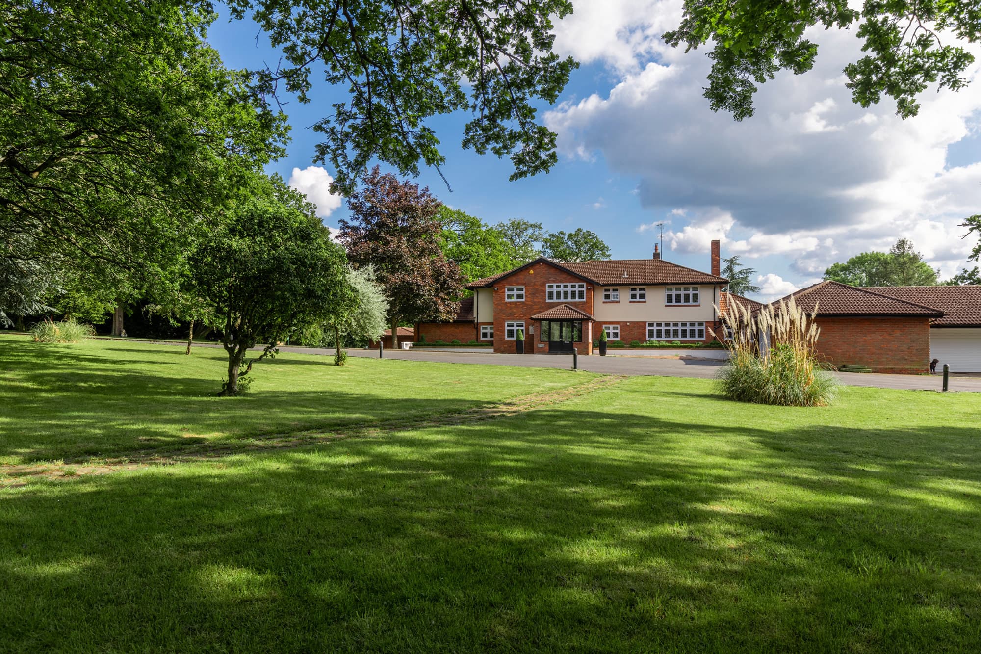 The Villa Mansion Shoots, The Villa Mansion photo #86