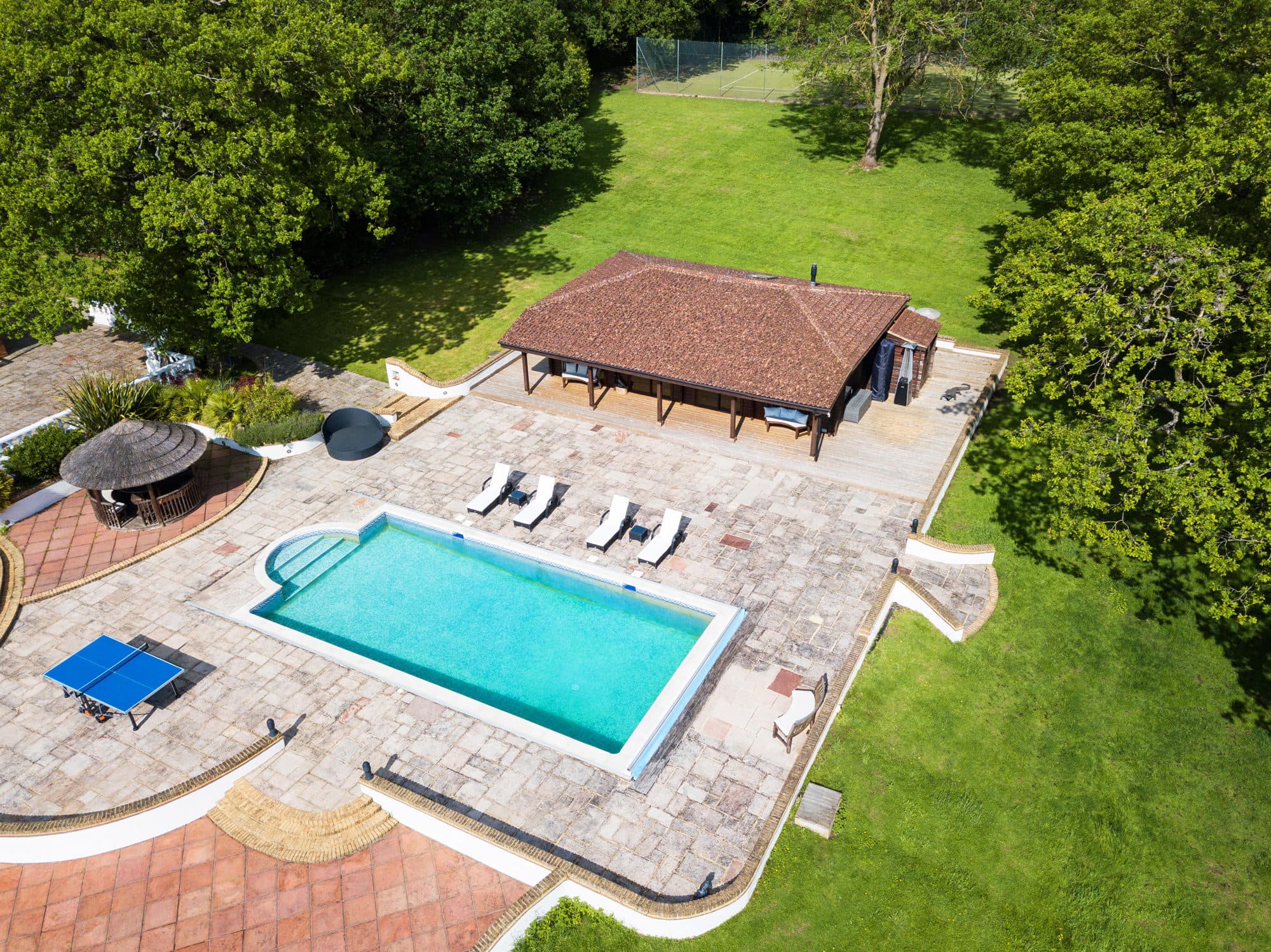 The Villa Mansion Shoots, The Villa Mansion photo #76