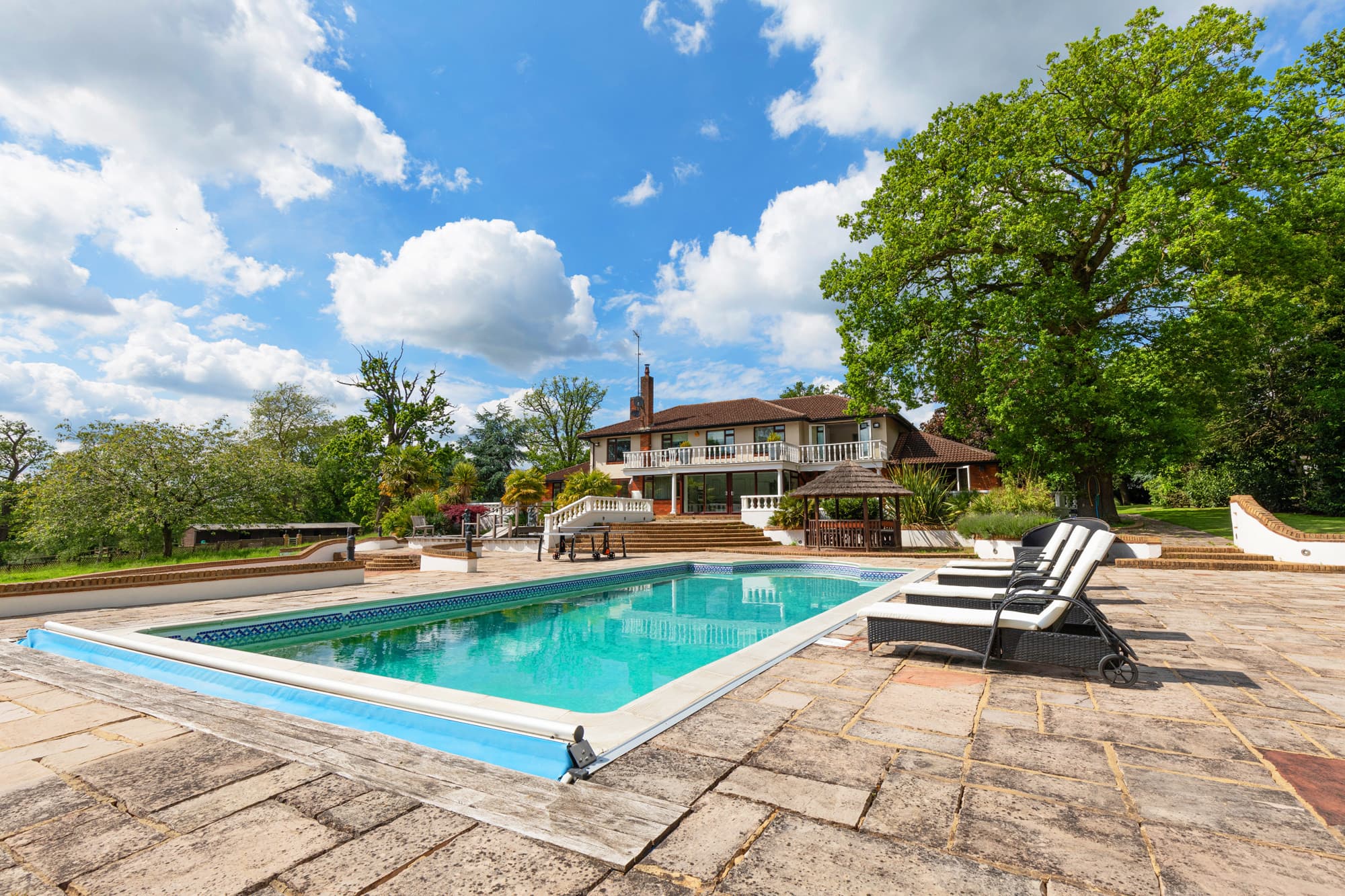 The Villa Mansion Shoots, The Villa Mansion photo #90