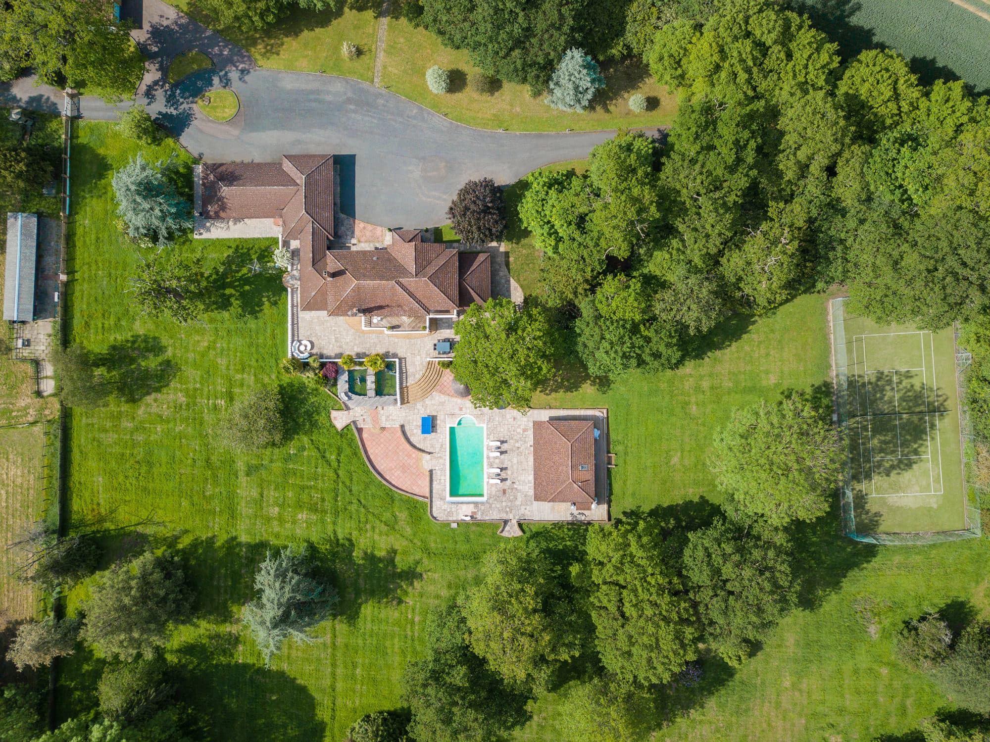 The Villa Mansion Shoots, The Villa Mansion photo #10