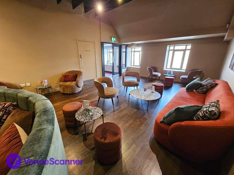 Curzon Wimbledon, Bar photo #3