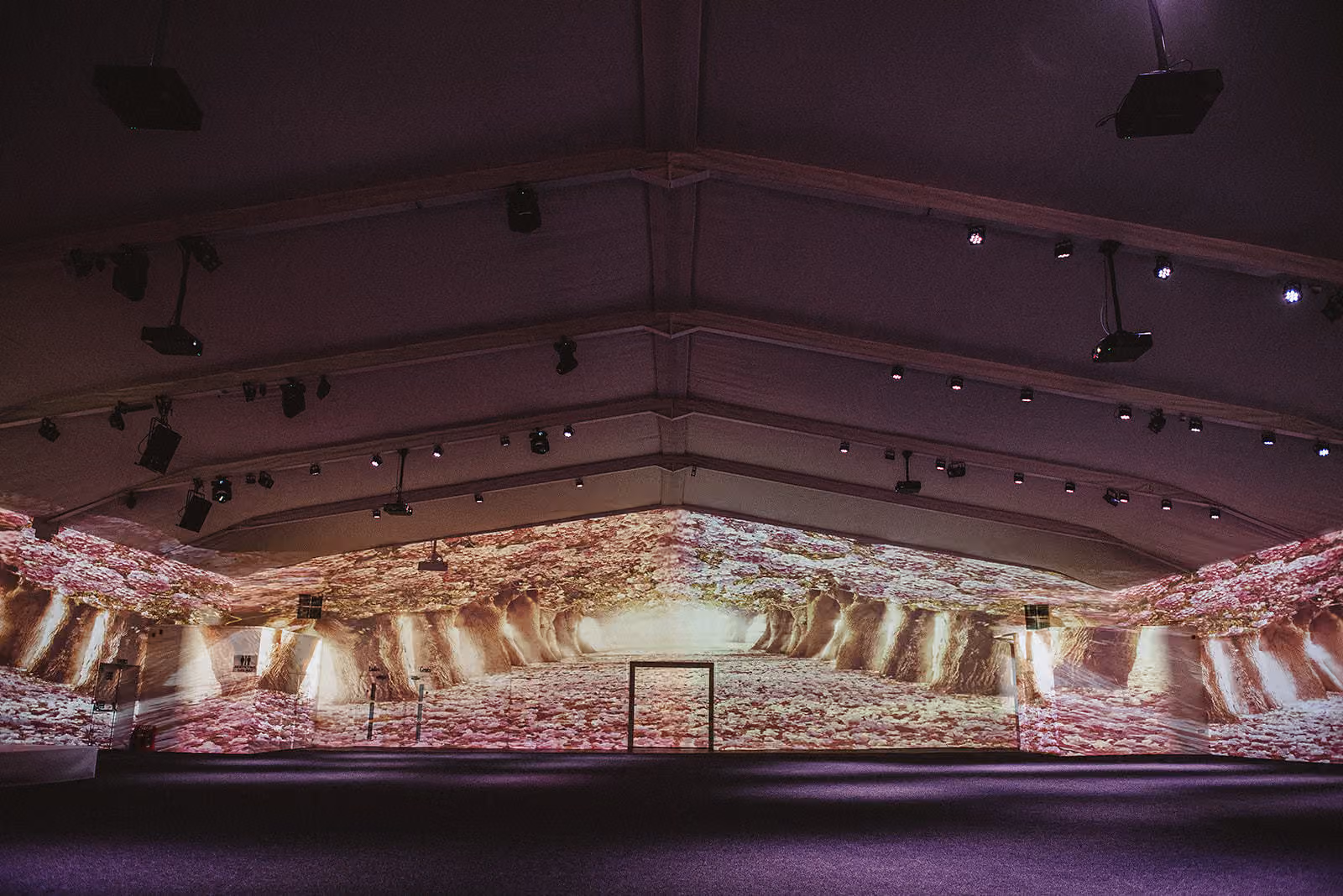 Alrewas Hayes, The Great Barn, undefined photo #1