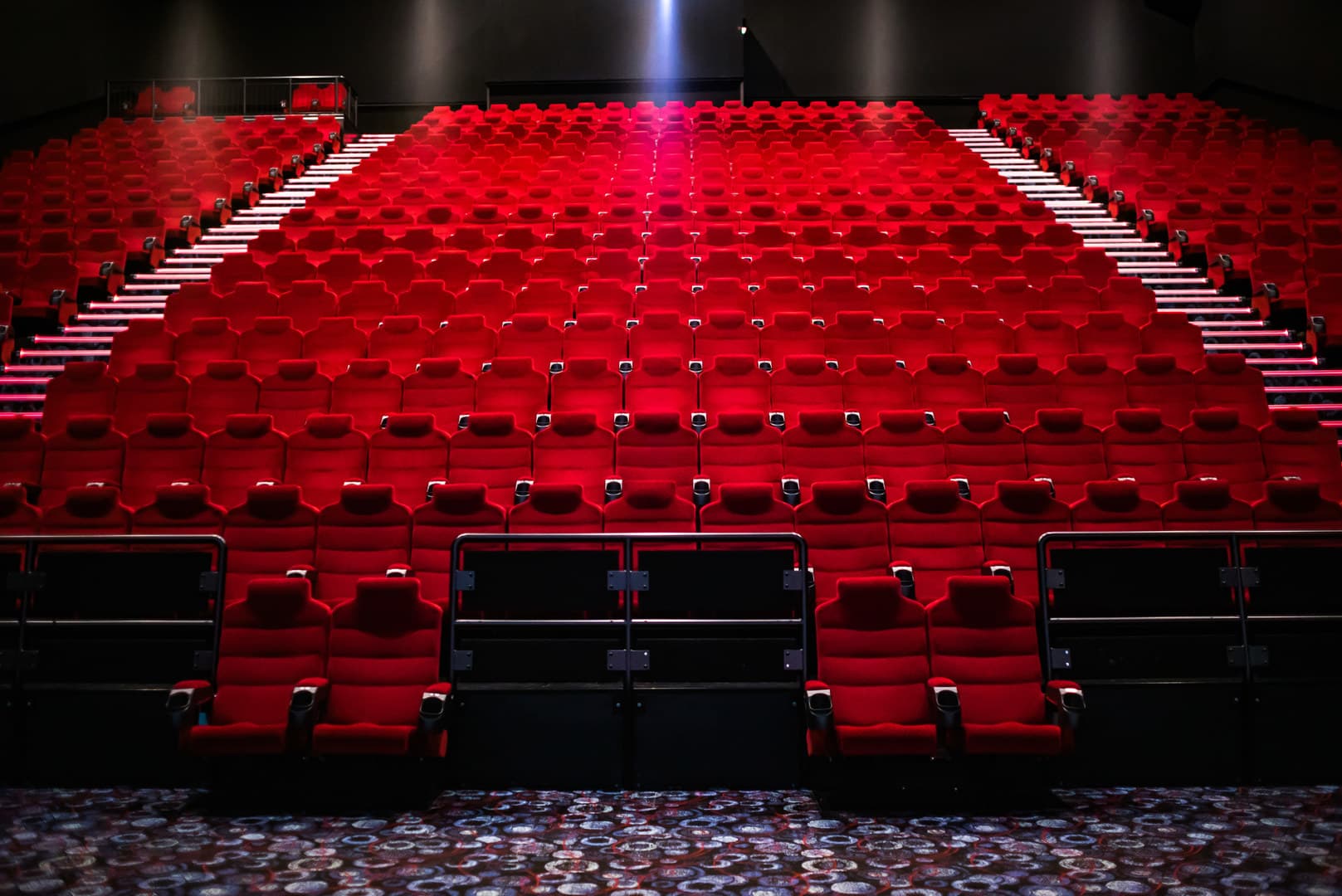 Screen 6 - 536 Seats, Cineworld Sheffield photo #2