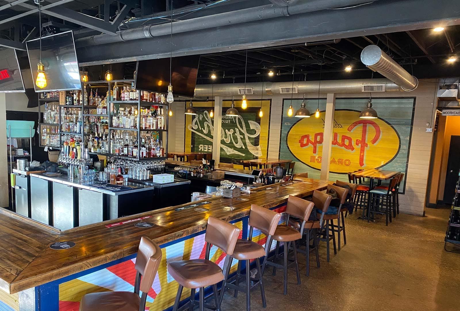 Photo of Detroit Flelat, Full Venue