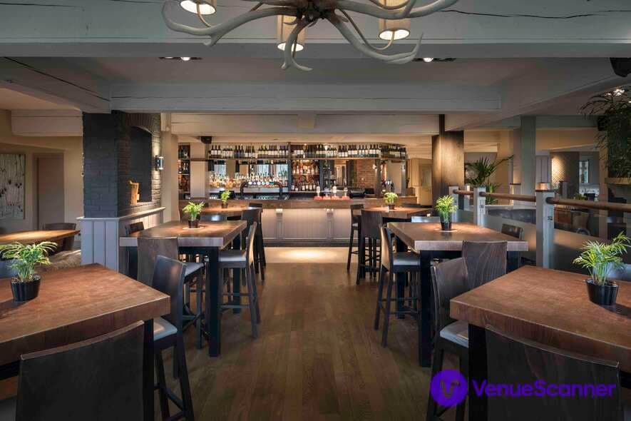 Bar Area, The Wayfarer photo #2