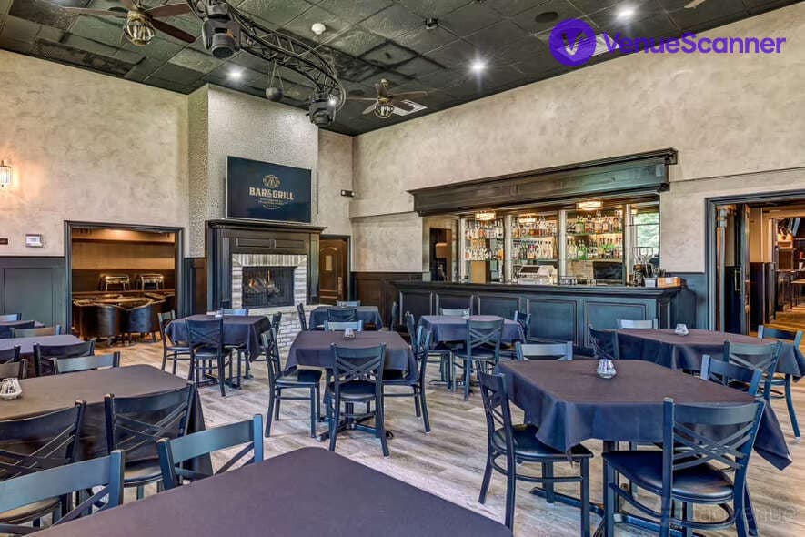 Main Hall, HMD Bar And Grill photo #3