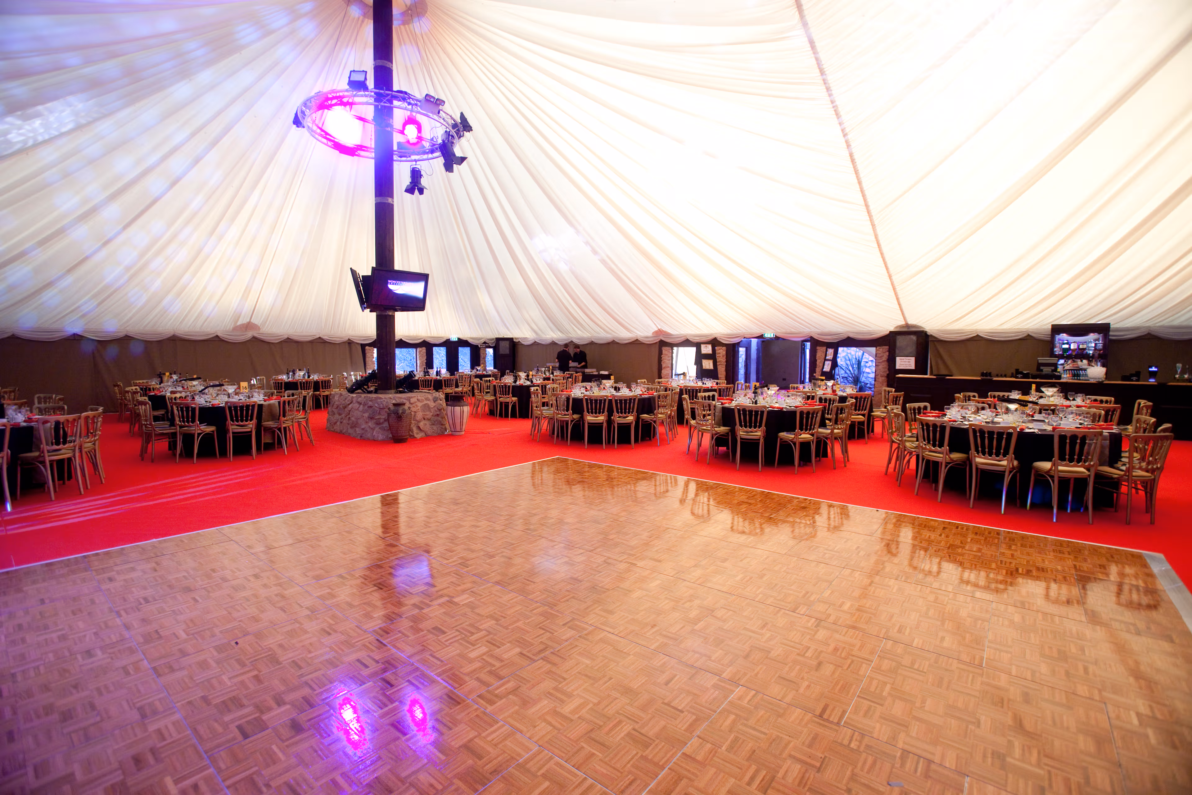 Treetops Pavilion, Safari Venues At West Midlands Safari Park photo #13