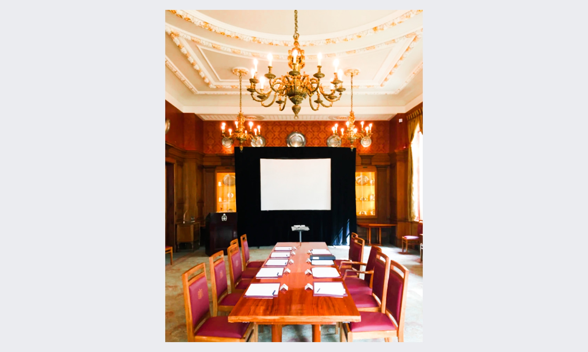 Photo of Pewterers' Hall, The Court Room