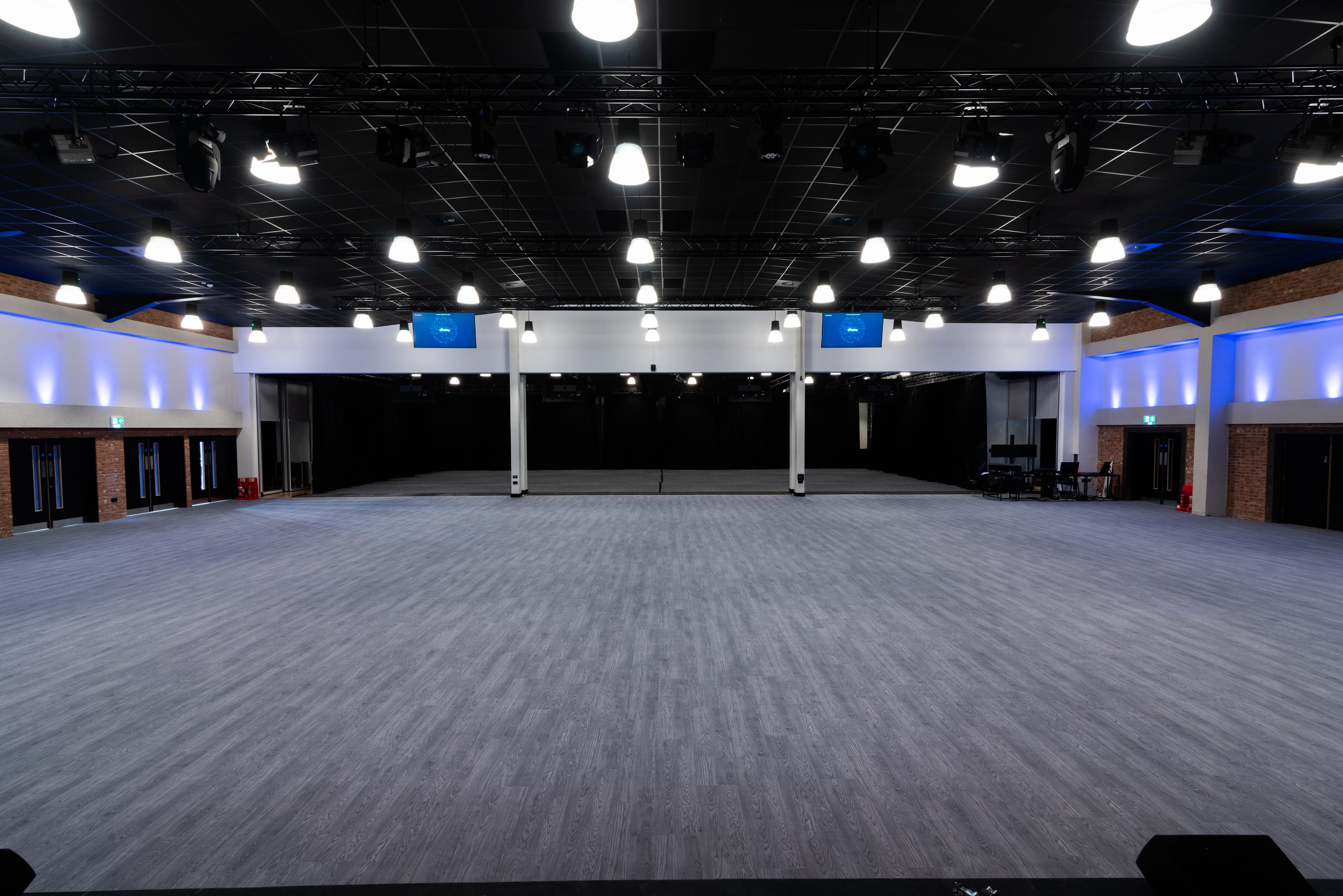 Photo of Anchor Point, Main Auditorium (Extended)
