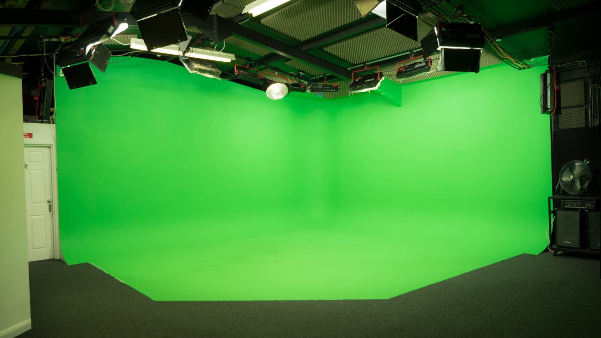 Infinity Cove, Galleon Studios photo #2