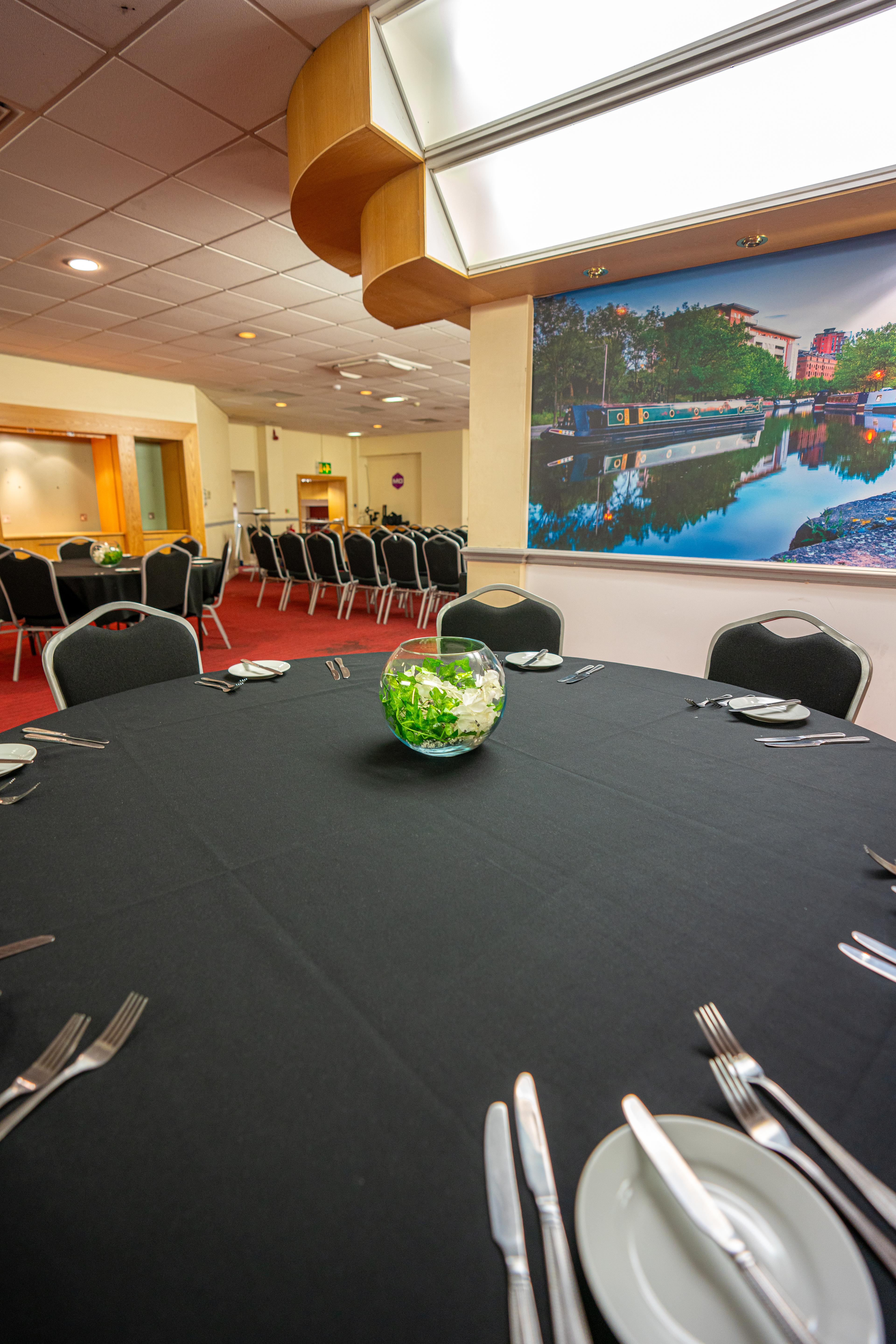 Momentum Suite, The Pendulum Hotel And Manchester Conference Centre photo #2