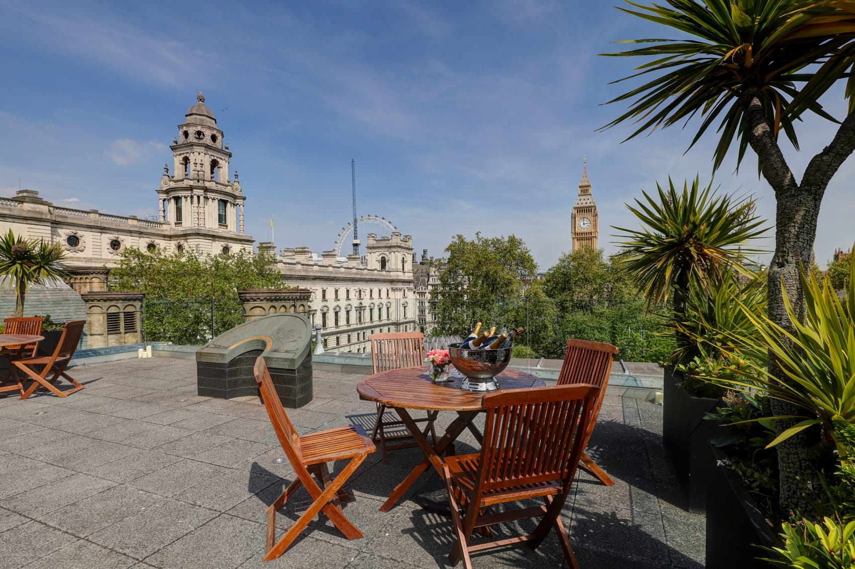 Photo of Surveyors House RICS Westminster, Terrace