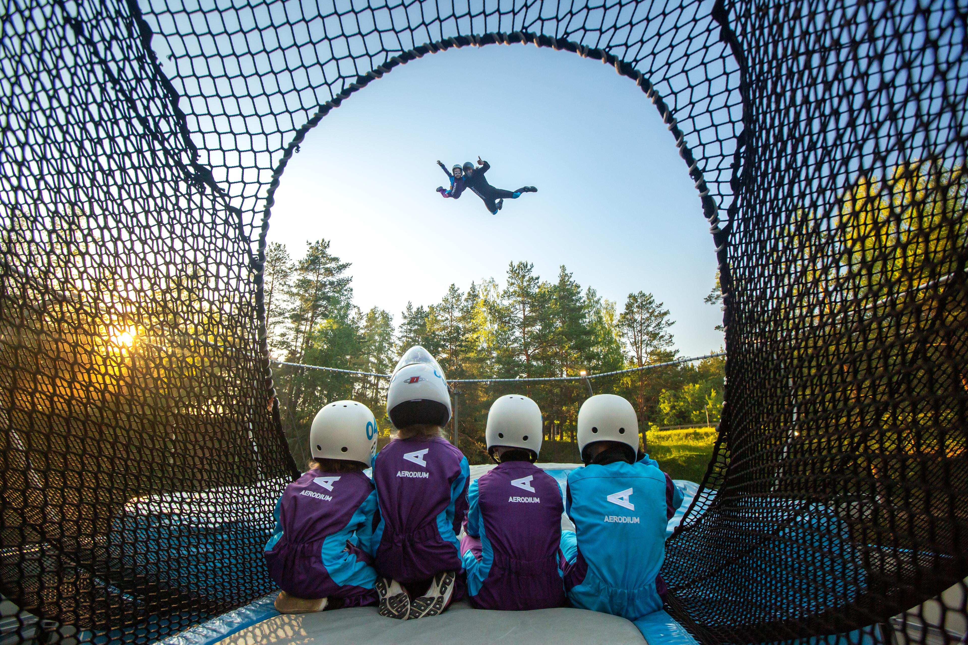 Hangloose Adventure Bluewater, Outdoor Skydive Machine photo #3