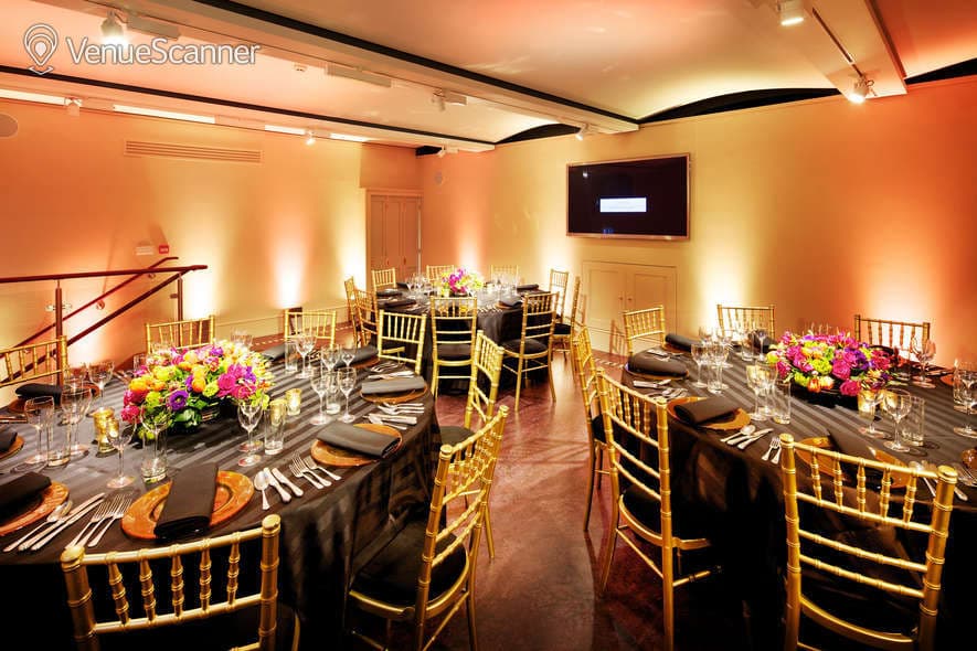 Quadriga Galleries, Wellington Arch photo #2