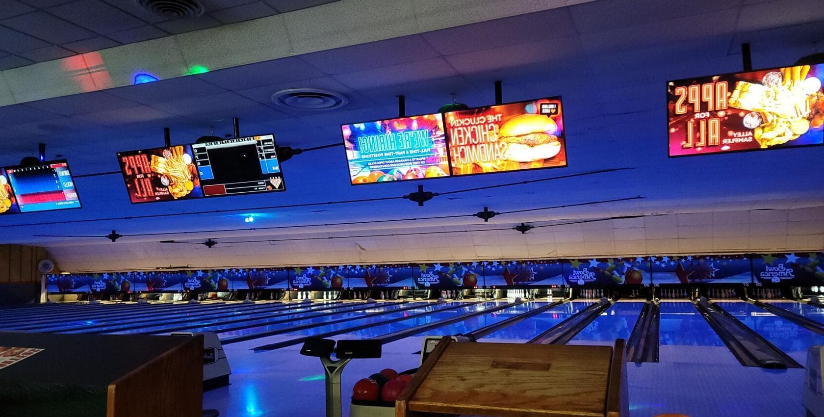 Entire Venue, Bowl America Falls Church photo #1