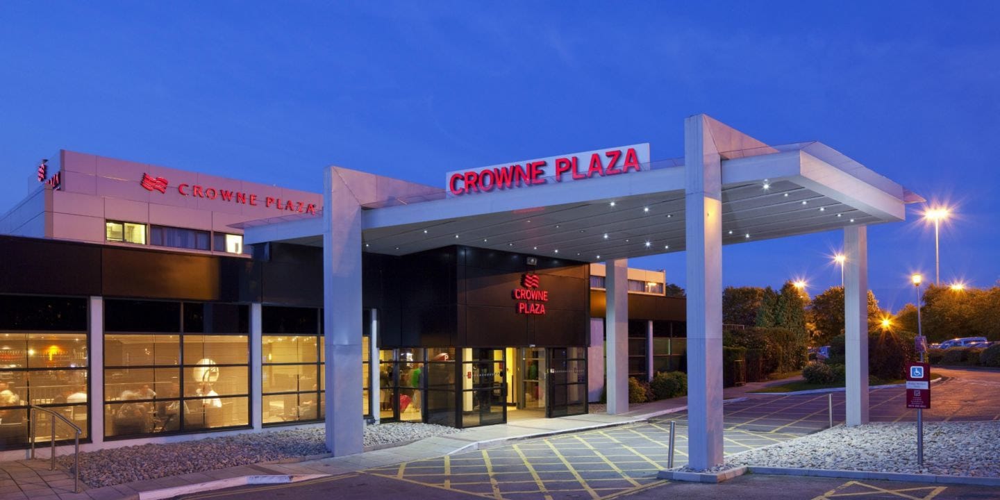 Photo of Crowne Plaza Manchester Airport, Sampans