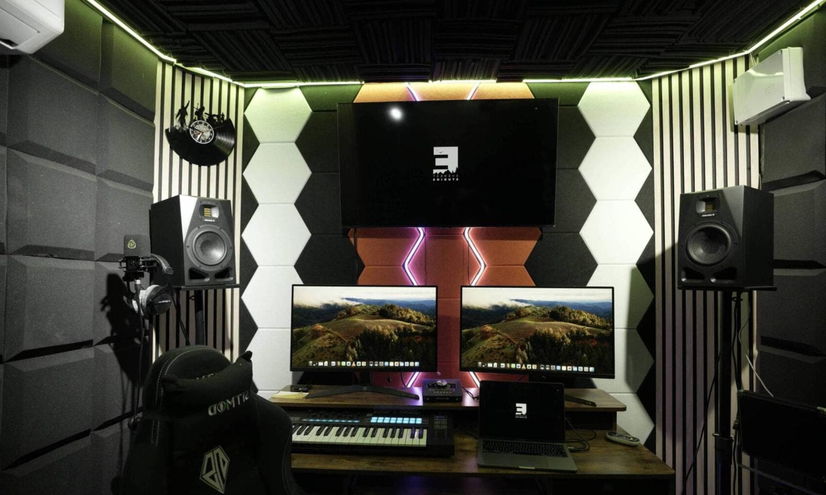 Music Studio, Everest Studios photo #2