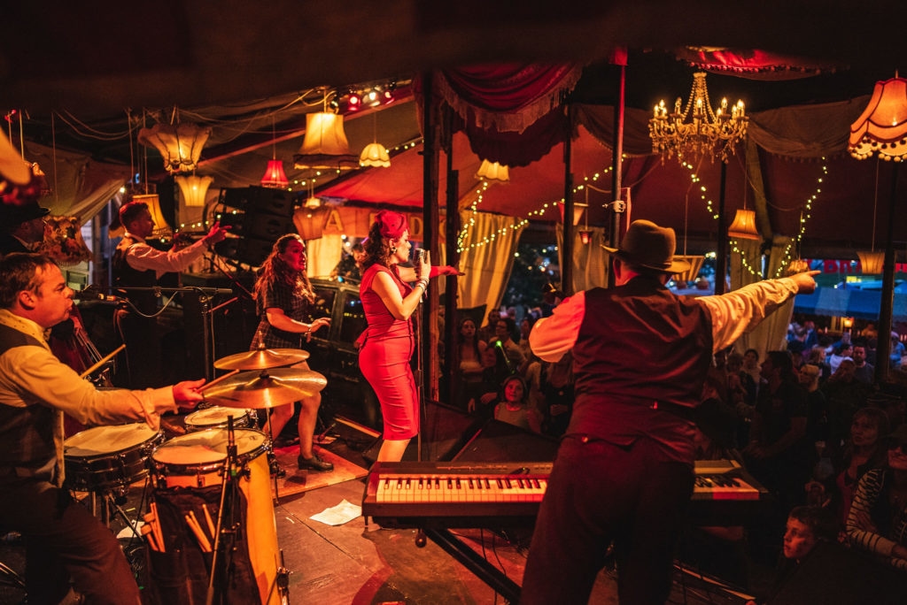 Photo of The Travelling Circus, The Travelling Circus