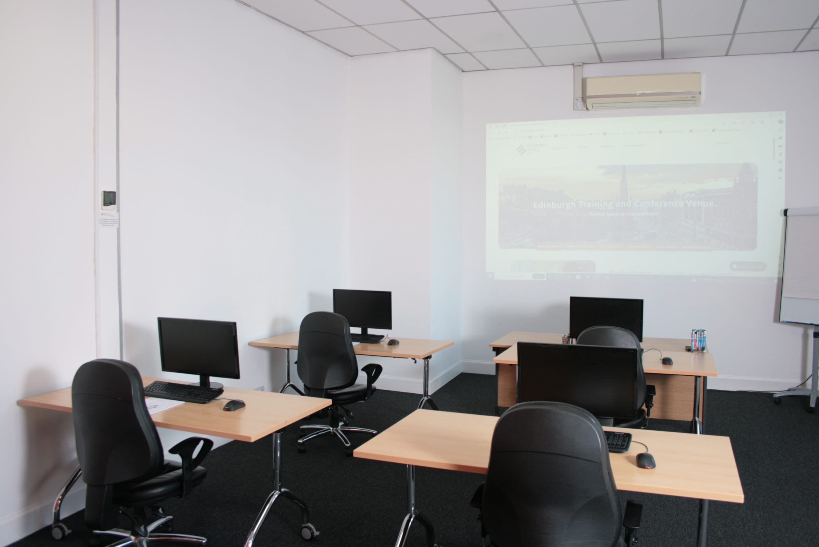 Photo of Edinburgh Training And Conference Venue, Room 3.2