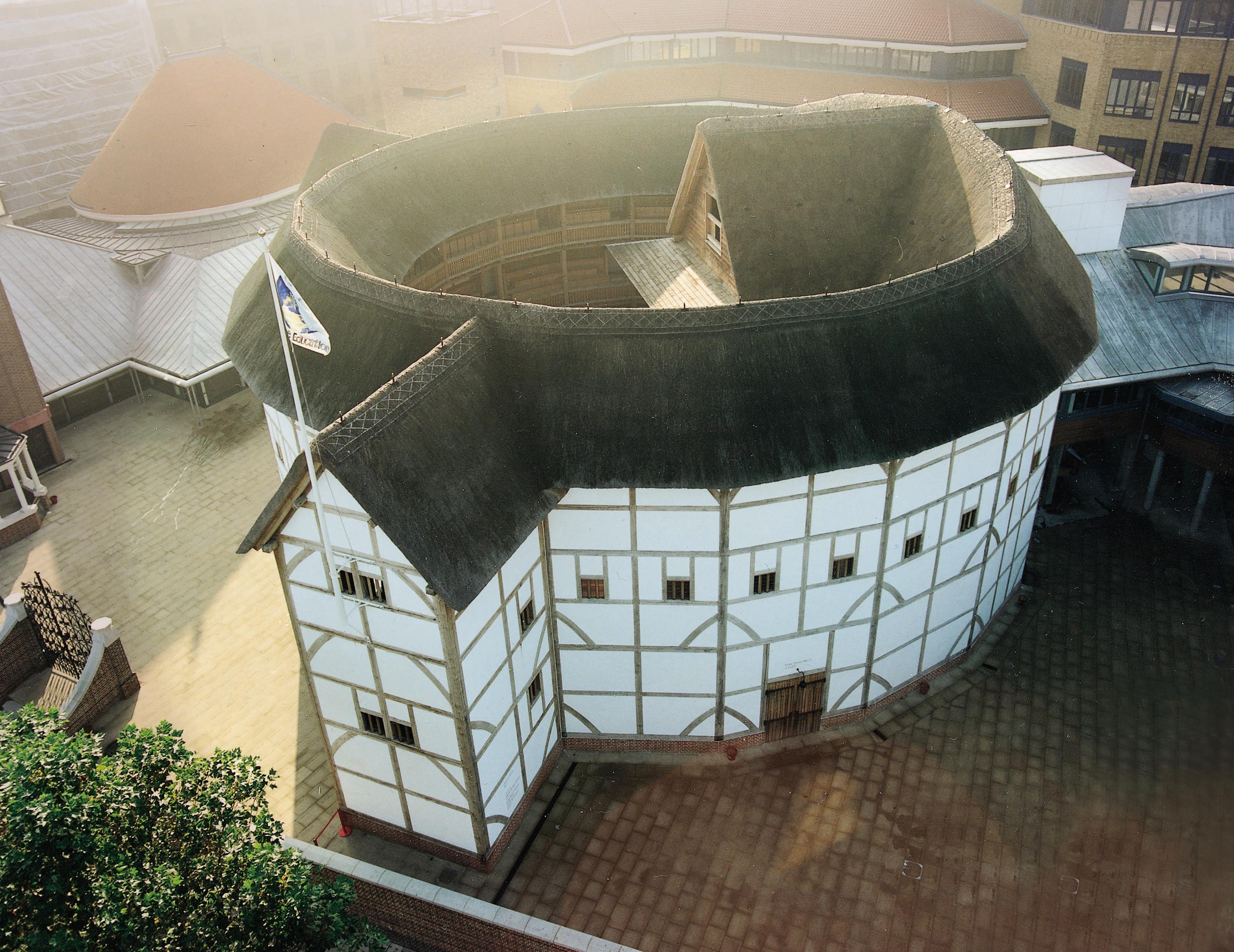 Shakespeare's Globe, The Globe Theatre photo #3