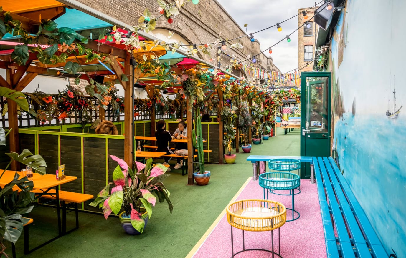 Photo of Barrio Shoreditch, Neon Dean