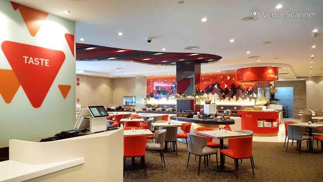 Restaurant, Metropolitan YMCA Restaurant photo #1