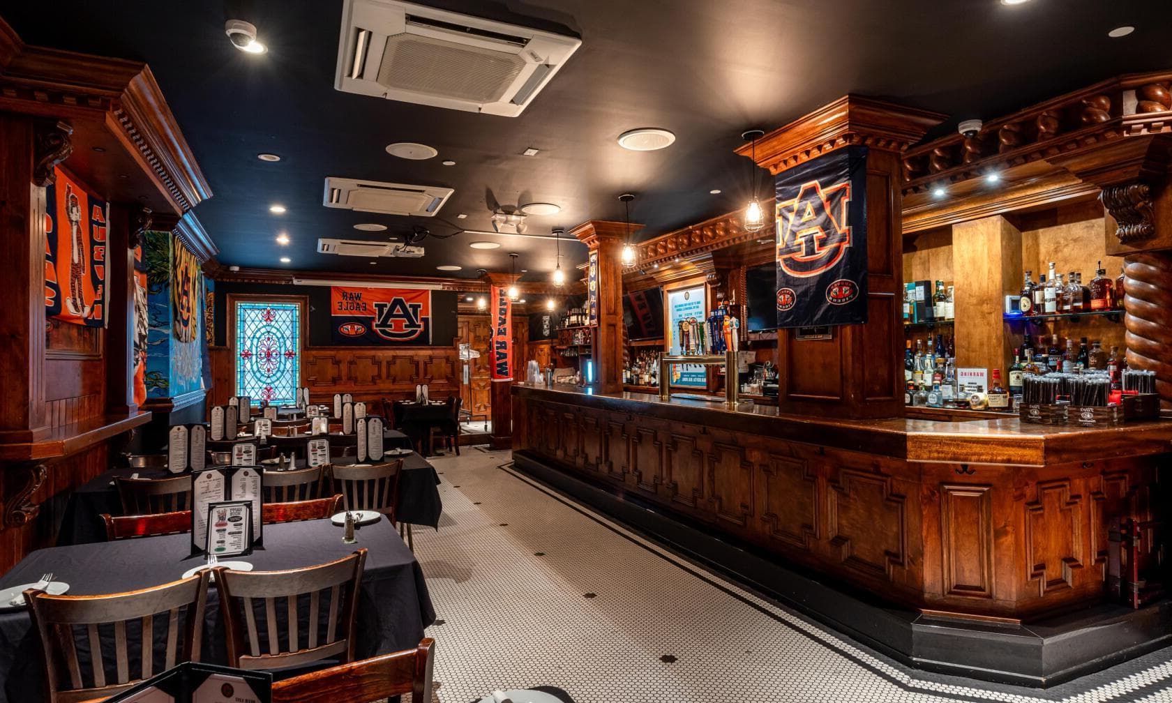 3rd Floor Bar, St Pat's Bar & Grill photo #1