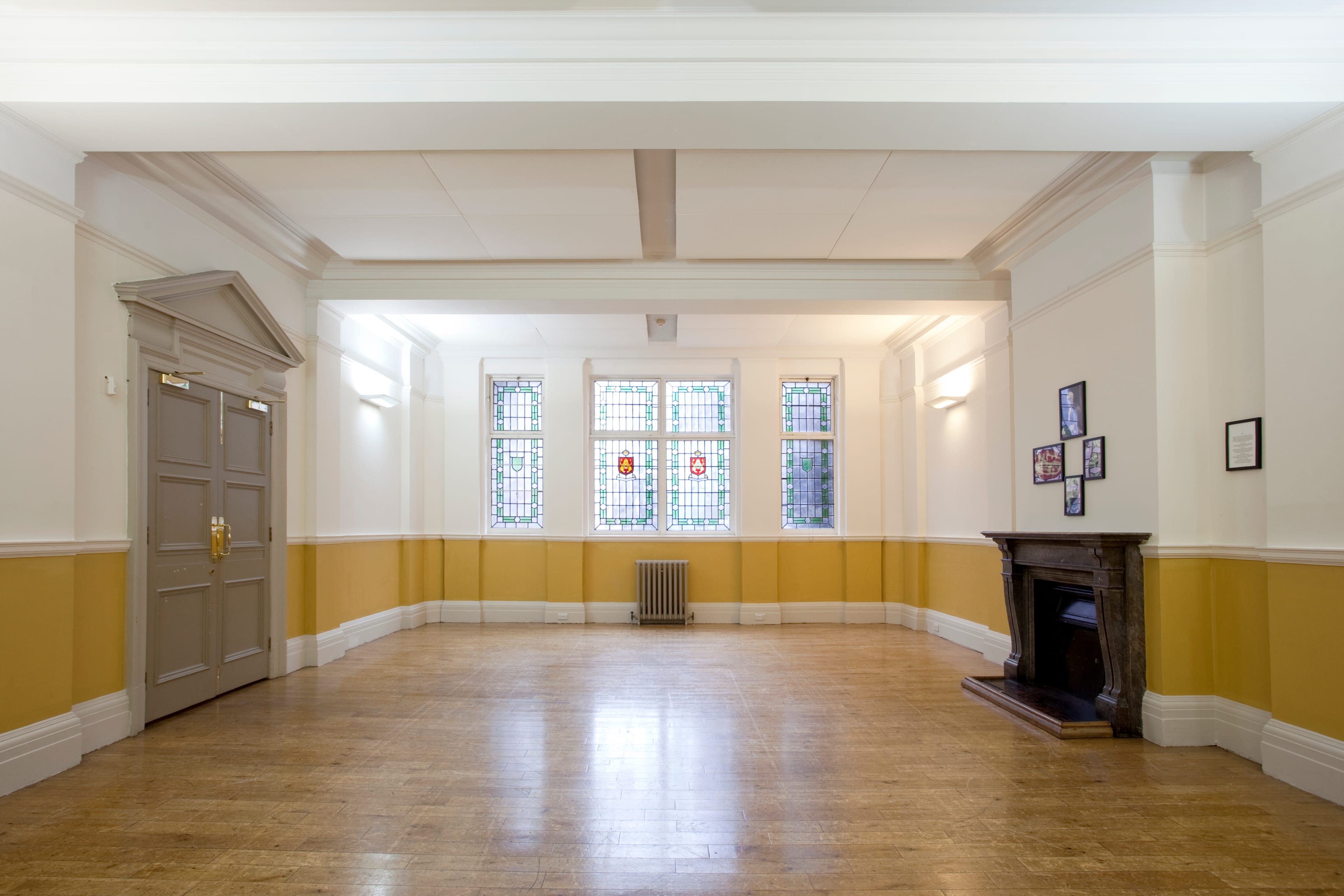 Photo of Shoreditch Town Hall, Mayor's Parlour