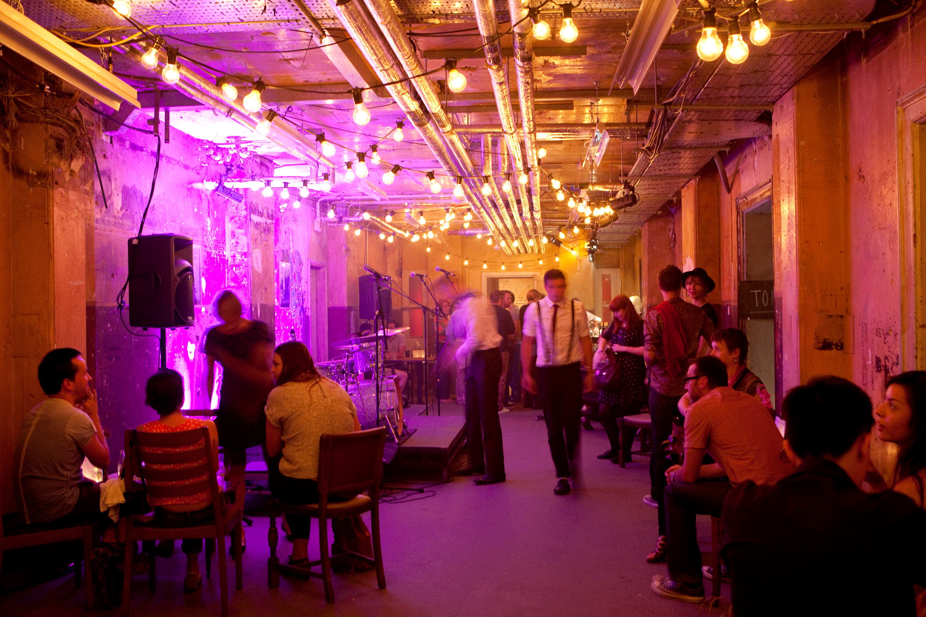 The Ditch, Shoreditch Town Hall photo #4