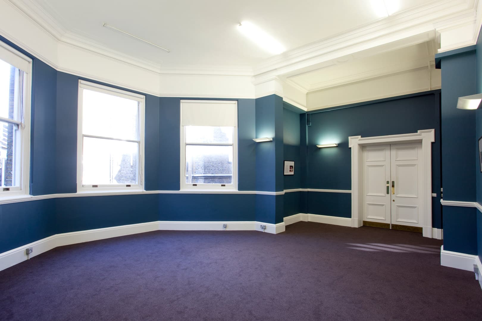 Medium Committee Room, Shoreditch Town Hall photo #2