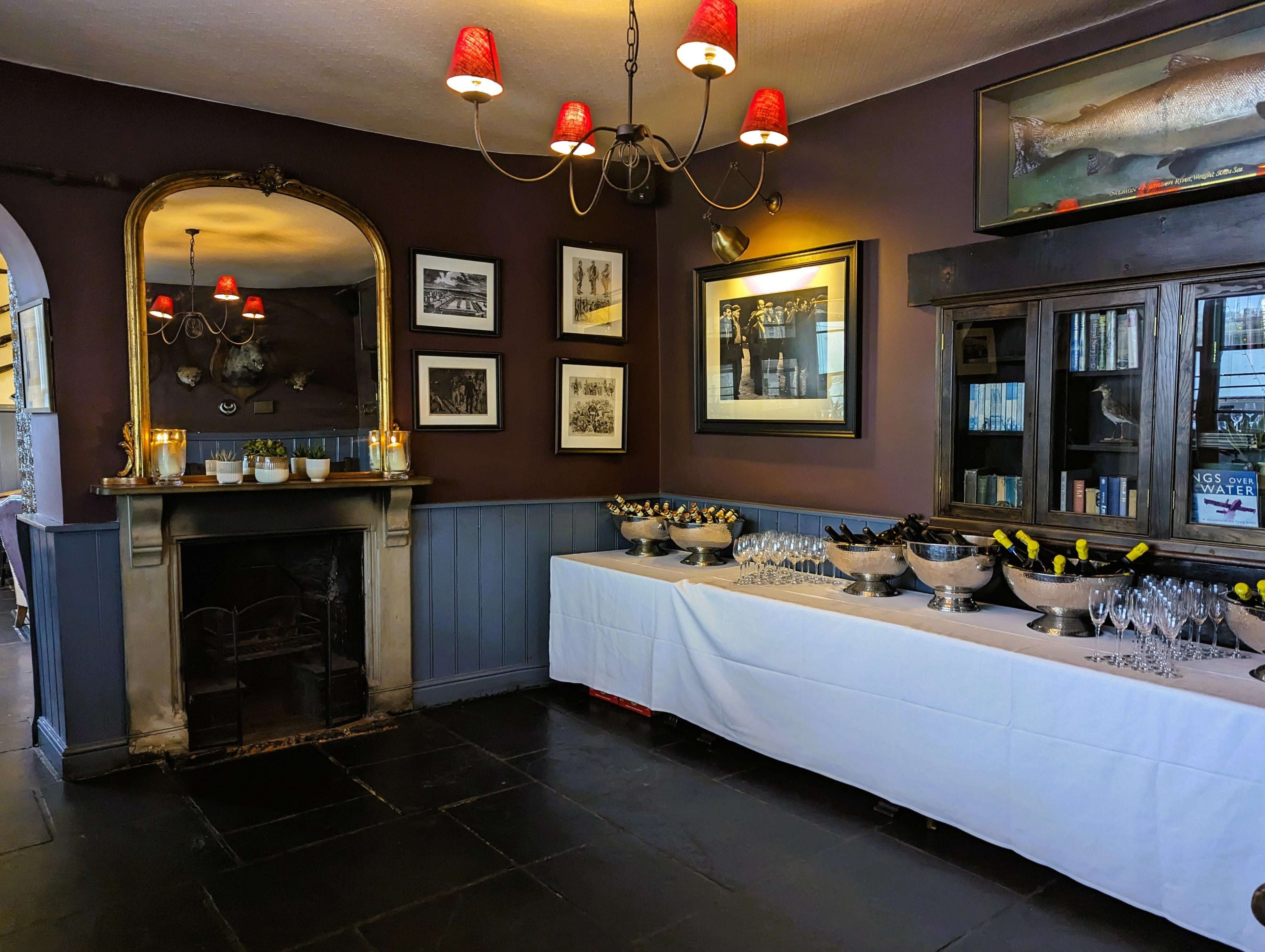 Photo of The Gun, The Red Room
