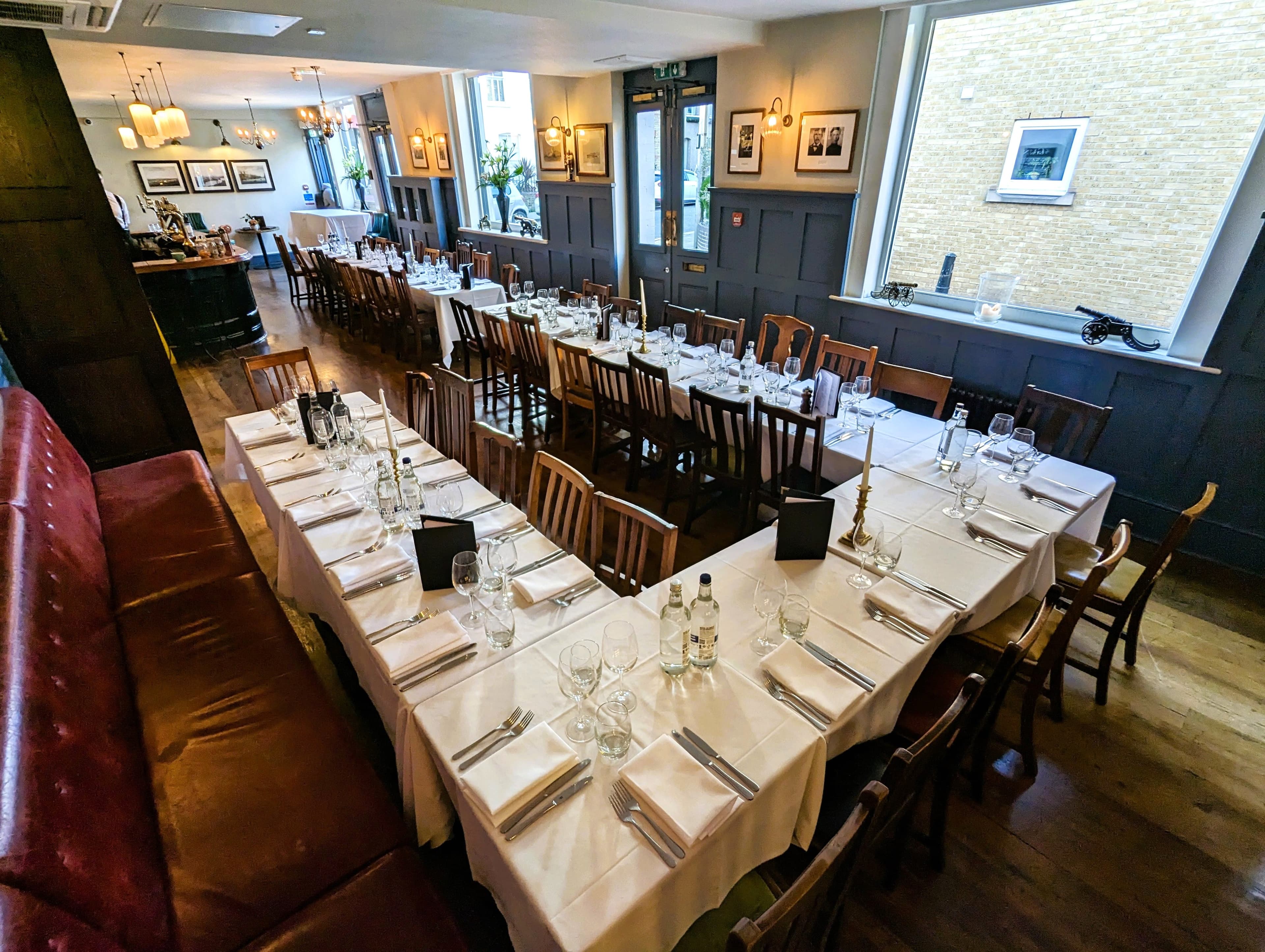 The Dining Room, The Gun photo #3