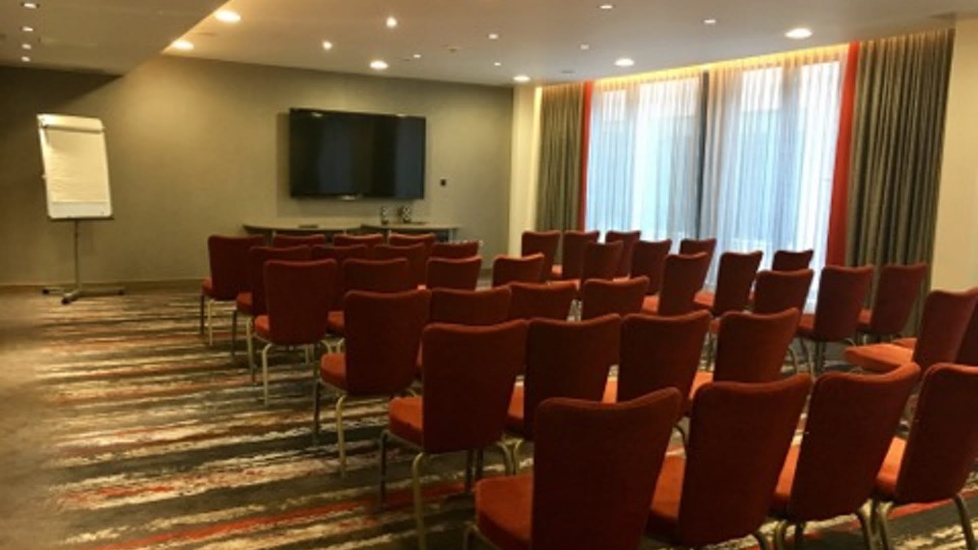 Photo of Clayton Hotel Chiswick, Hogarth Suite