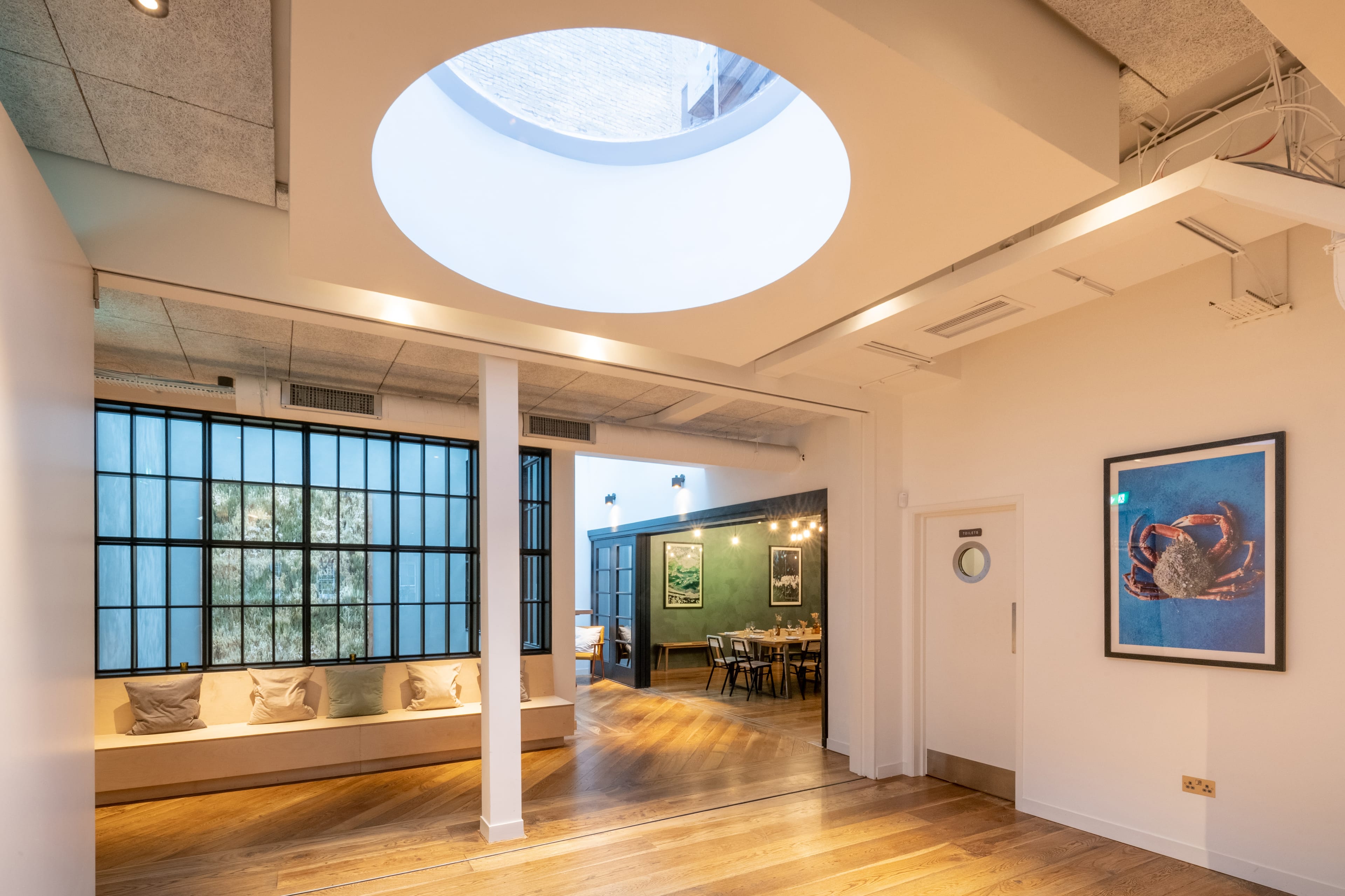 Photo of Carousel, White Room