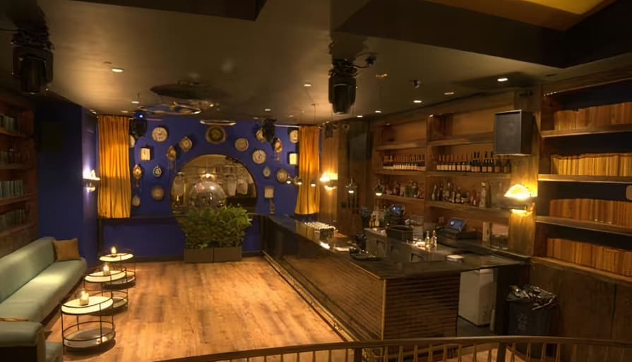 Full Venue, La Victoria Social Club photo #4