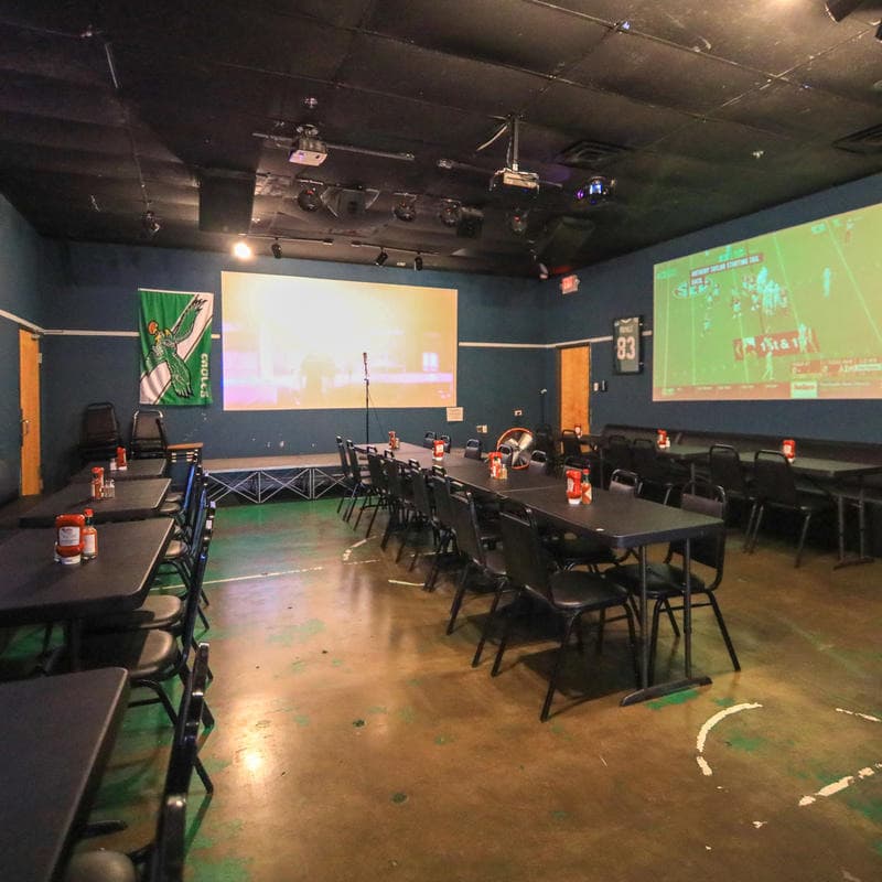 Mister Tramps Sports Pub photo #2