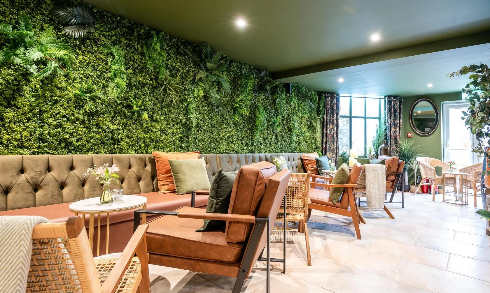 Owen's Kitchen & Bar Hale, The Green Room, undefined photo #3