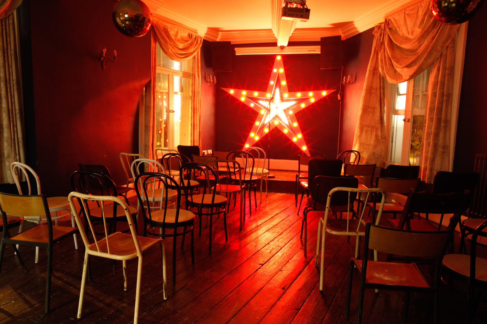 Photo of Star By Hackney Downs