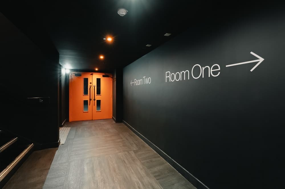 Room 1, Amber's Club photo #28