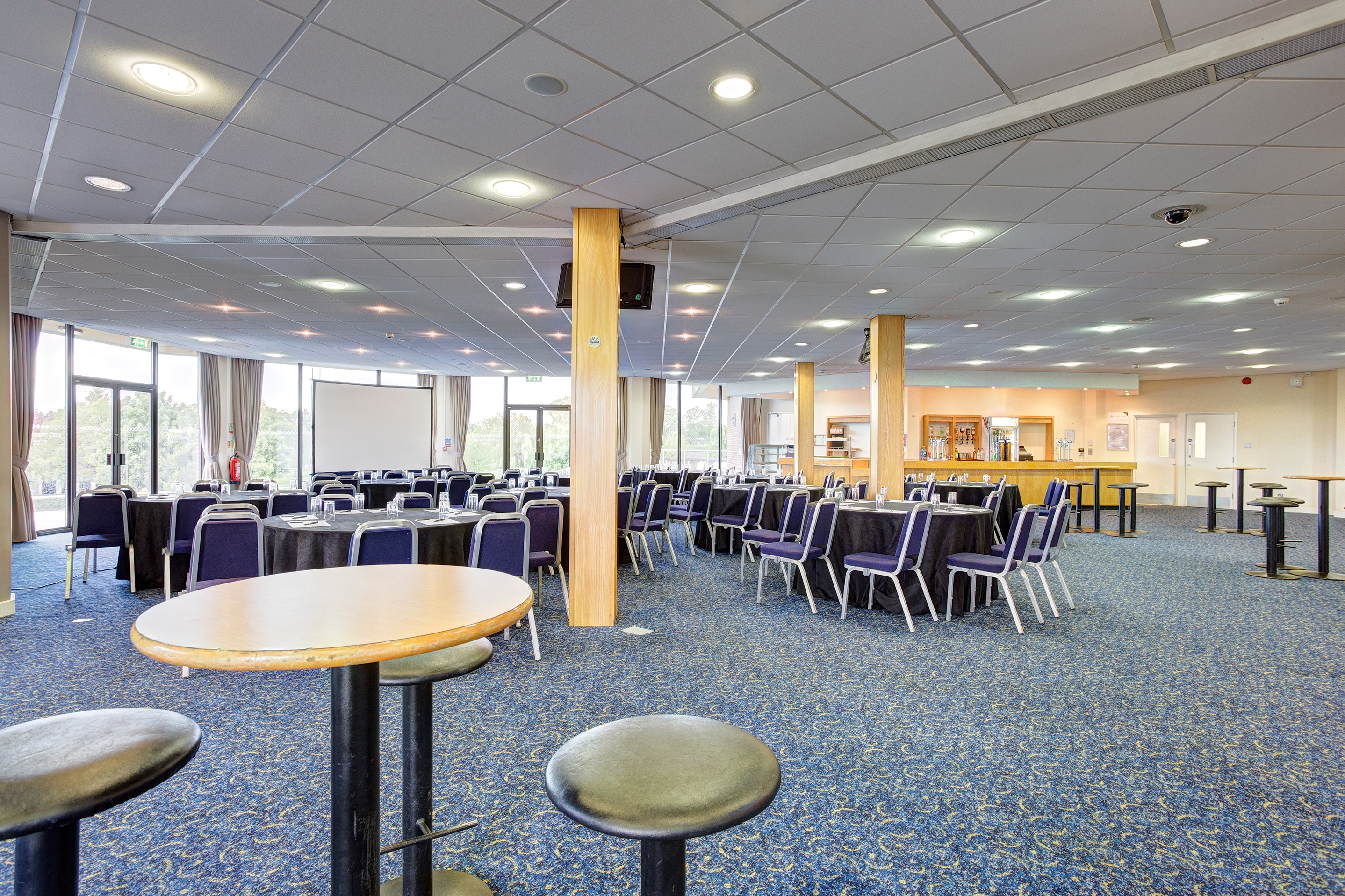 Photo of Kempton Park Racecourse, The Clubhouse