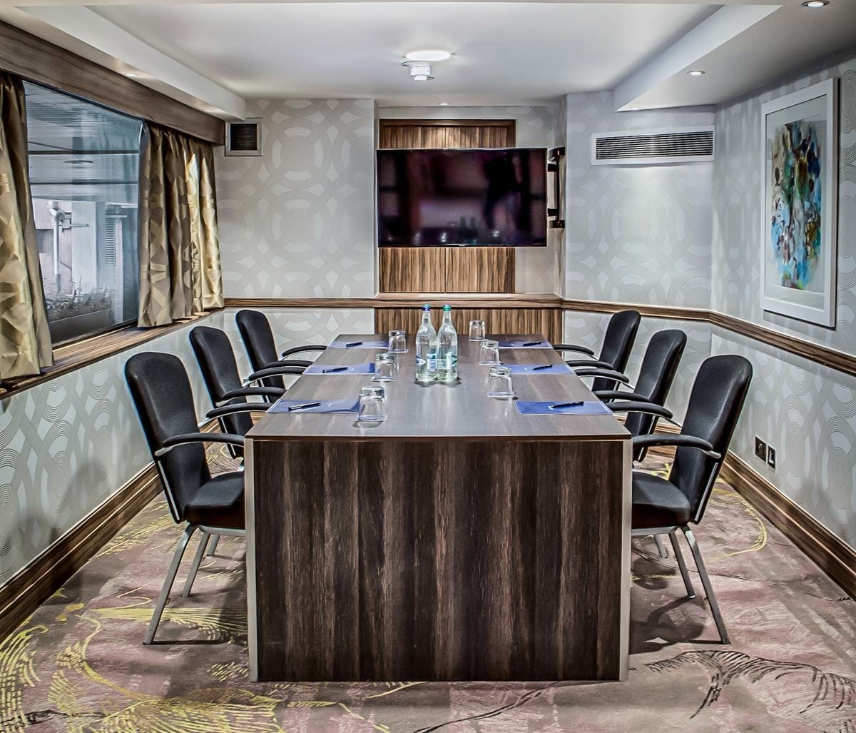 Photo of Hilton London Kensington, Boardroom 2